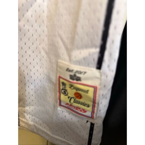 Baywood Classics Men's White Purple Athletic Rare Basketball Jersey Size Large - Picture 4 of 9